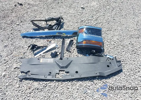 2018 Chevrolet Silverado 1500 1Lt from USA, damaged, VIN 1GCVKREC9JZ297418